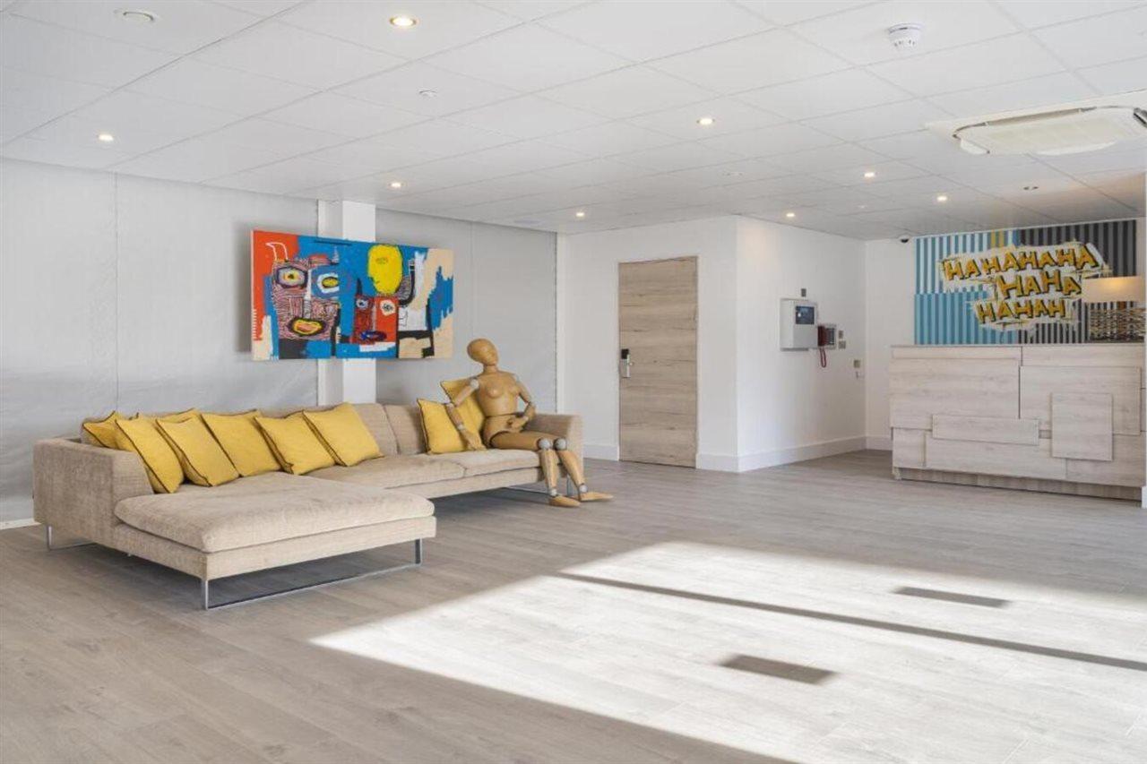 Q Square By Supercity Aparthotels Brighton Eksteriør bilde