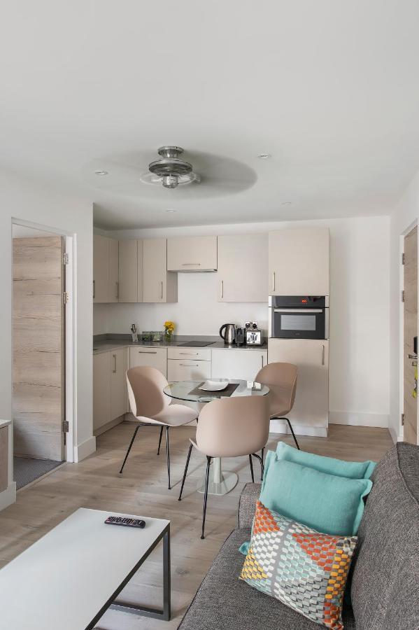 Q Square By Supercity Aparthotels Brighton Eksteriør bilde