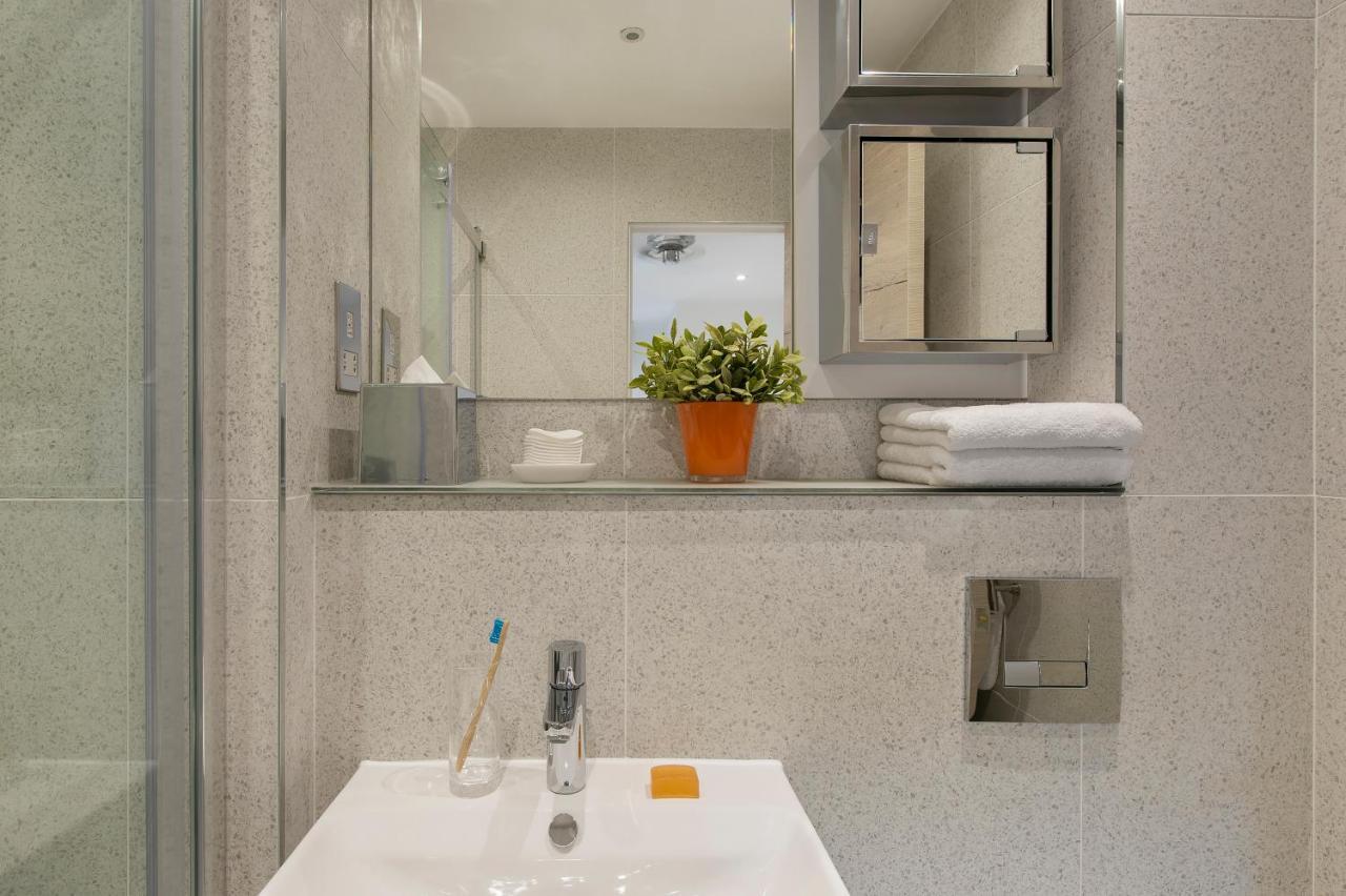 Q Square By Supercity Aparthotels Brighton Eksteriør bilde