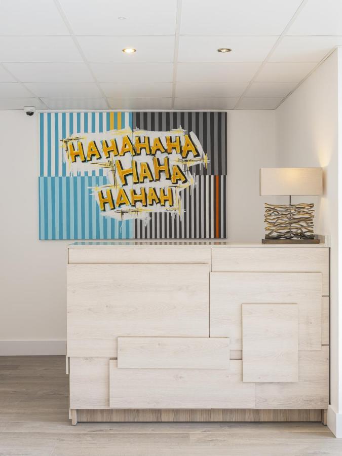 Q Square By Supercity Aparthotels Brighton Eksteriør bilde