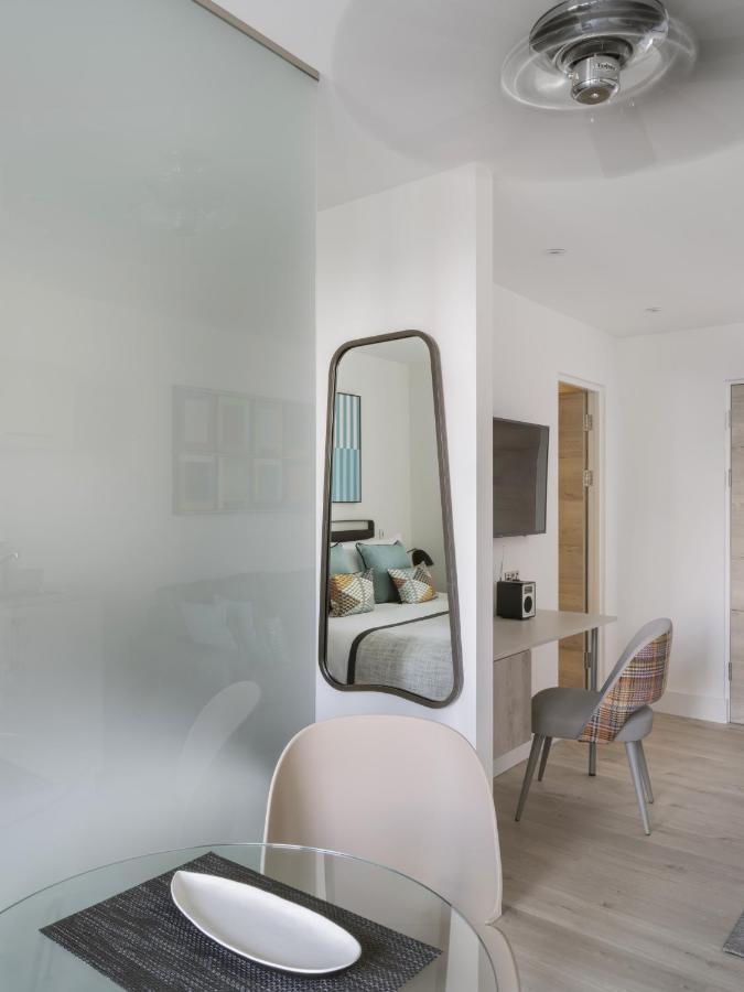 Q Square By Supercity Aparthotels Brighton Eksteriør bilde